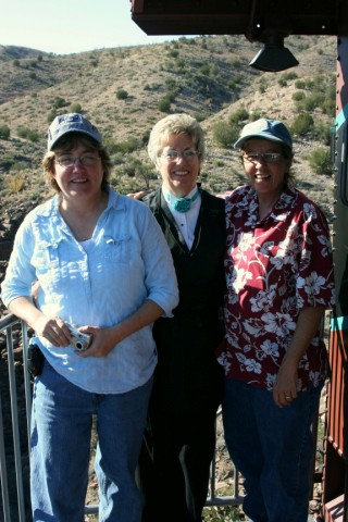 Vicki, Marlene & Ara